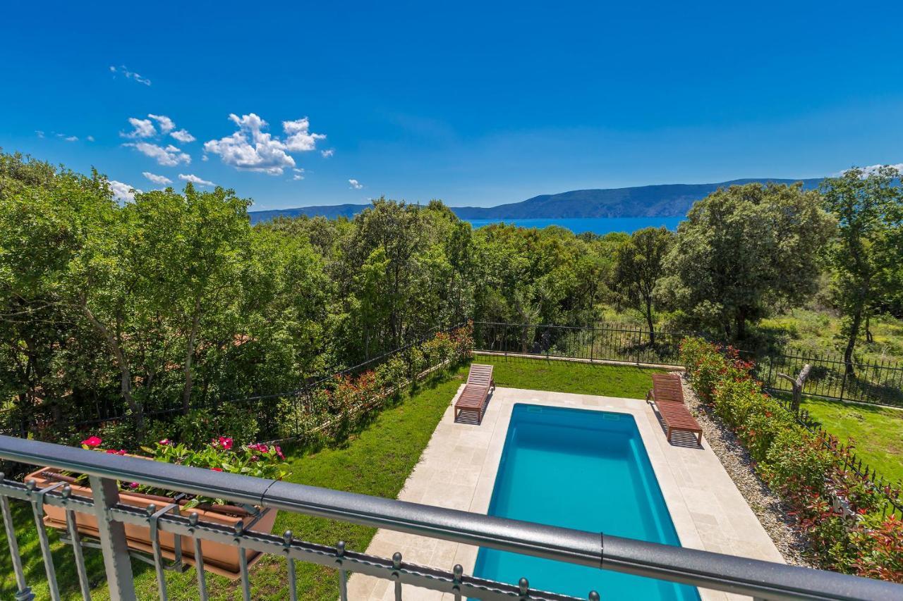 Holiday House Chiara Vrh  Extérieur photo