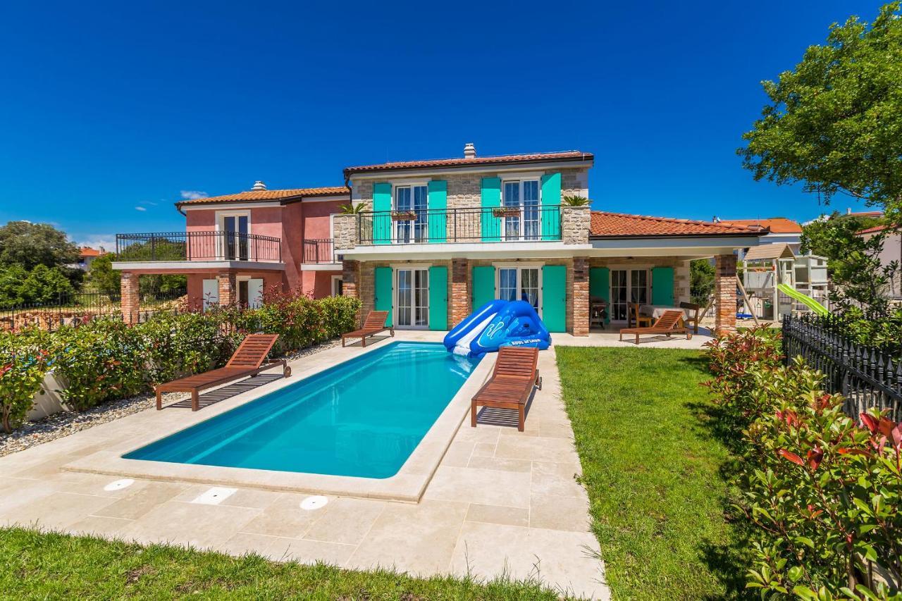 Holiday House Chiara Vrh  Extérieur photo