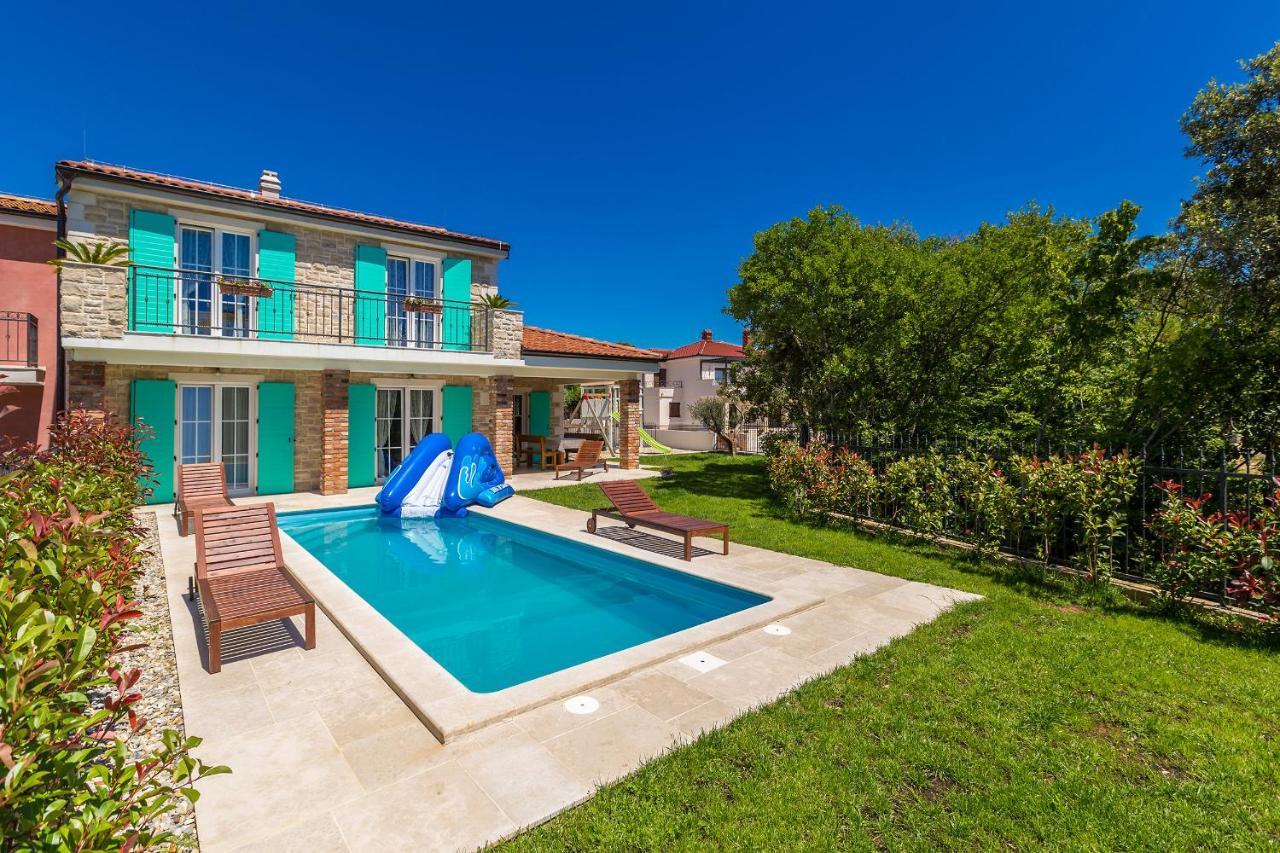 Holiday House Chiara Vrh  Extérieur photo