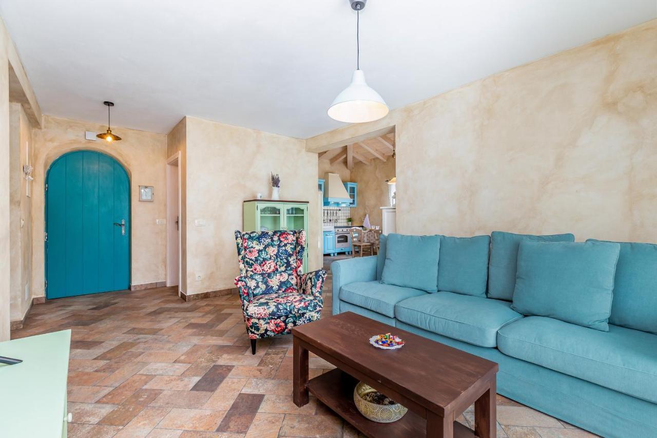 Holiday House Chiara Vrh  Extérieur photo