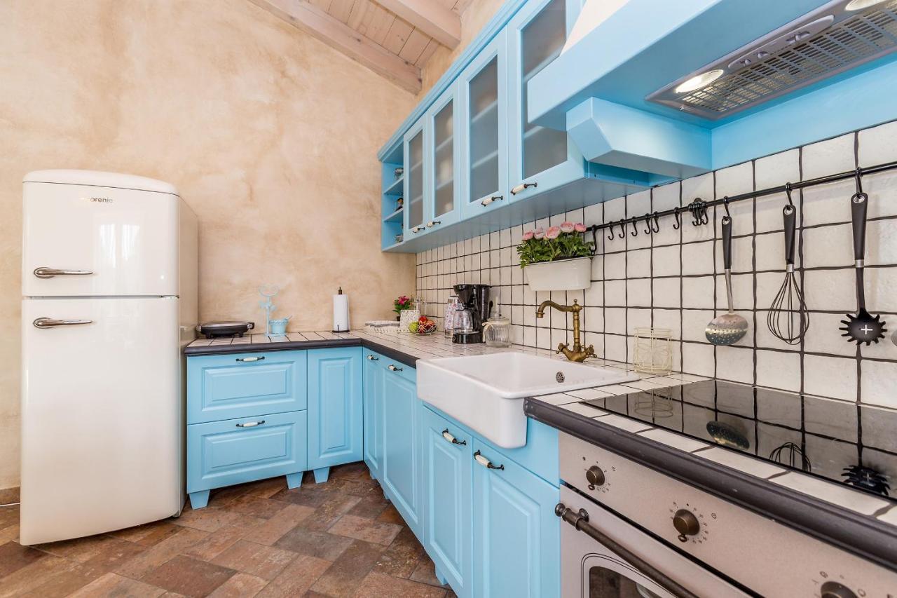Holiday House Chiara Vrh  Extérieur photo